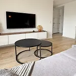 A Quelques Minutes A Pieds Des Plages Apartmán *